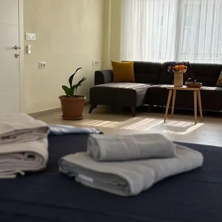Villa Oktapolis *